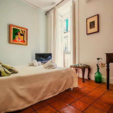 게스트하우스 Ma Maison Shared In Chiaia 2