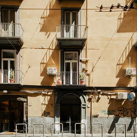 Ma Maison Shared In Chiaia 2 * 나폴리
